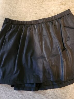 Tropical Escape Black Elastic-Waist Skirt